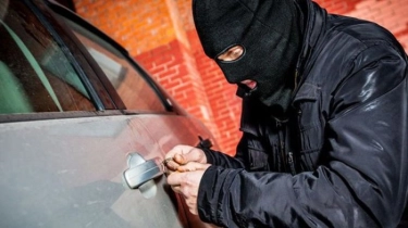 Awal Mula OknumTNI Diduga Bantu Penggelapan Ratusan Motor dan Mobil Curian