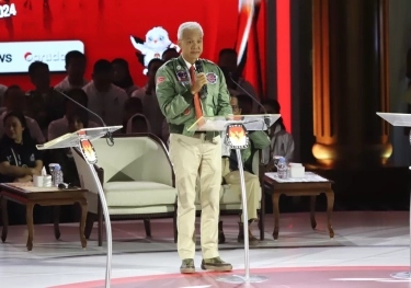 Pengamat Nilai Gajar Tampil Mengejutkan dalam Debat Ketiga Pilpres 2024