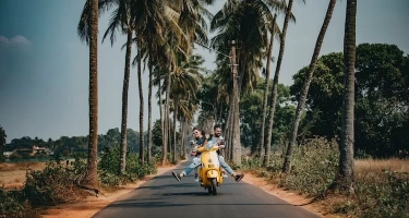 Penganut Work Life Balance! 5 Zodiak Ini Diketahui Hobi Melakukan Traveling