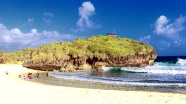 5 Manfaat Batuan Karst: Sumber Cadangan Air hingga Penyerap Karbon