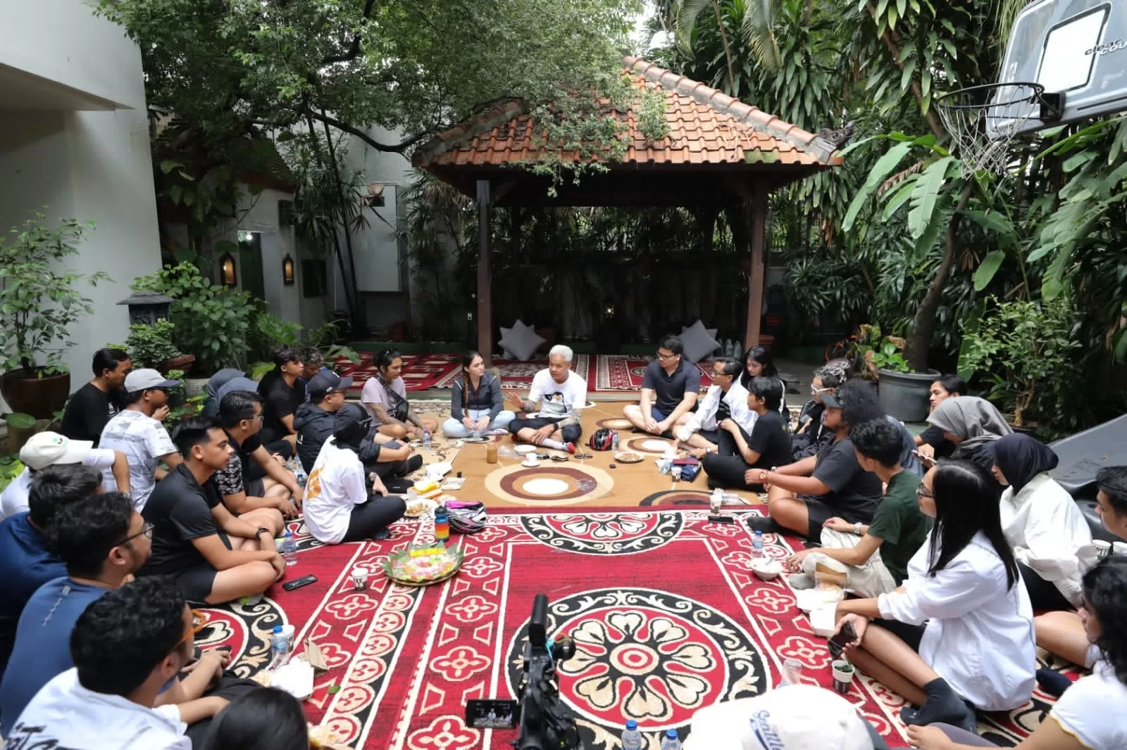 Deretan Program Ganjar-Mahfud yang Dikagumi Gen Z dan Milenial