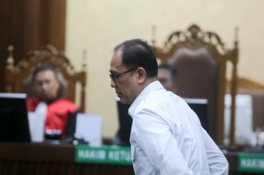 KPK Isyaratkan Banding Terhadap Vonis 14 Tahun Penjara Rafael Alun Trisambodo