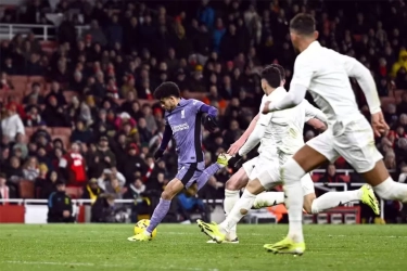 Liverpool Tampil Solid di Laga FA Cup Usai Tumbangkan Arsenal di Emirates dan Berikan Kekalahan Ketiga Beruntun