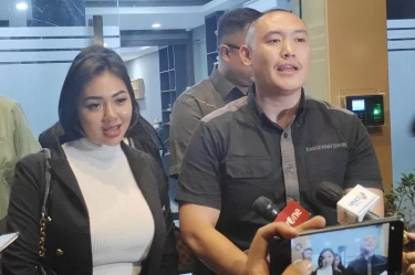 Sembilan Tersangka Pemeran Film Porno Akhirnya Selesai Diperiksa