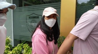 Buru-buru Penuhi Pemeriksaan Tersangka Kasus Film Porno Produksi Kelas Bintang, Virly Virginia: Sudah Ditunggu Penyidik
