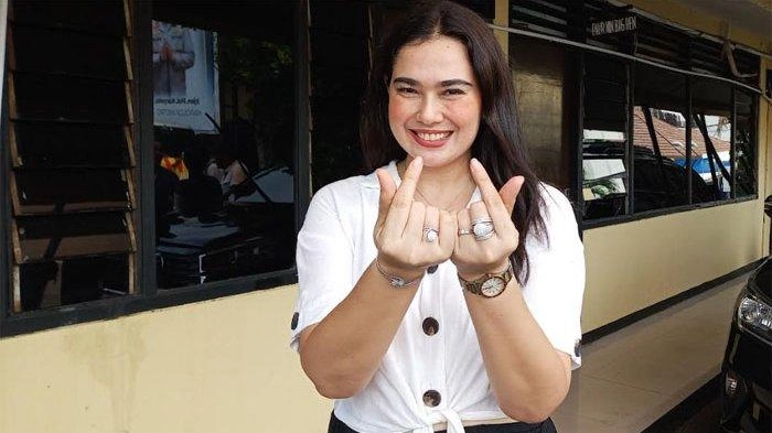 Pernikahannya dengan Idham Mase Tak Lagi Harmonis, Catherine Wilson Pilih Cerai