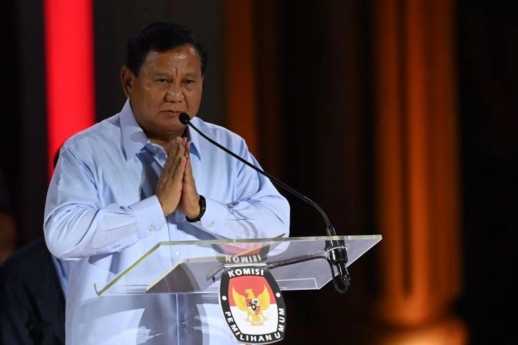 Menyoal Gimik ''Gemoy'' dan Umpatan Prabowo, Pencitraan atau Realitas?