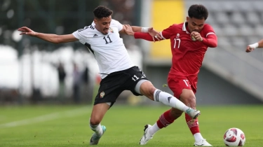 Perbandingan Statistik Saddil Ramdani vs Adam Alis, Siapa Lebih Baik?