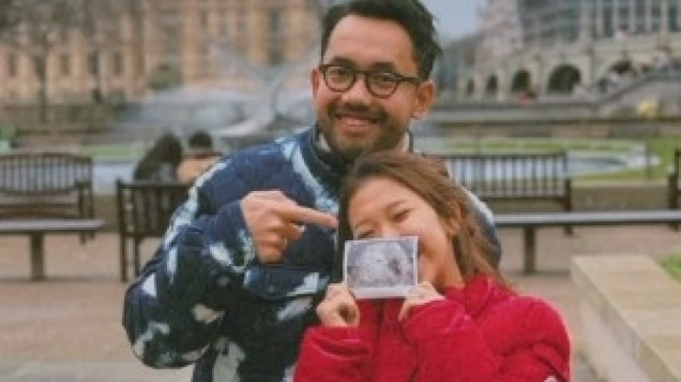 Potret Romantis Kiky Saputri dan Muhammad Khairi Liburan di Luar Negeri, Kini Umumkan Kehamilan Anak Pertama