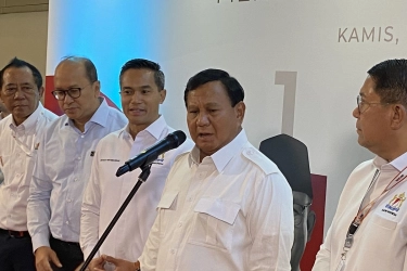 Cerita Prabowo Pilih Swasta Ketimbang BUMN: Lebih Murah, Lebih Cepat