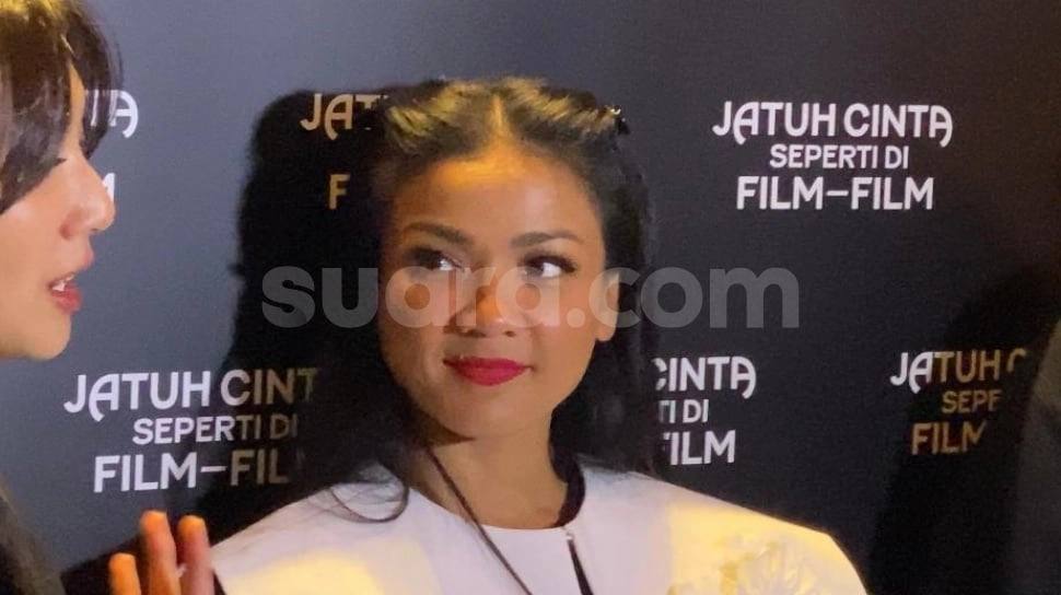 Biodata dan Agama Nirinia Zubir, Artis Disorot Gegara Tolak Ajakan Raffi Ahmad Dukung Prabowo Subianto