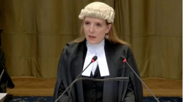 Profil Blinne N Ghrlaigh, Kata-katanya di Sidang Genosida Israel Tuai Pujian