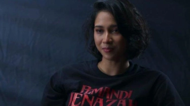 Merasakan Beban Lela, Aghniny Haque Menangis Saat Foto Poster Film Pemandi Jenazah