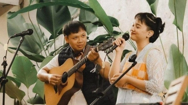 Personel More on Mumbles Ceritakan Proses Penulisan Lirik Lagu 'Such Is Life'  
