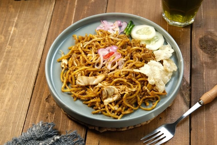 Resep Mie Goreng Ala Thailand, Rasanya Asam Pedas