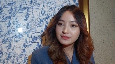 Natasha Wilona Terjatuh dan Terseret Saat Main Seluncur Salju ketika Liburan ke Amerika,