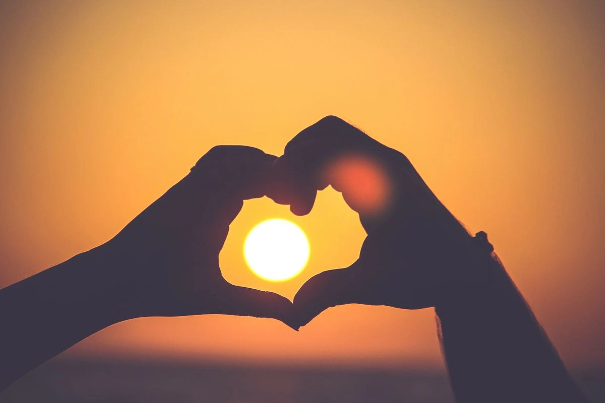 50 Kata-kata Motivasi Cinta, Ada yang Sedih dan Bermakna