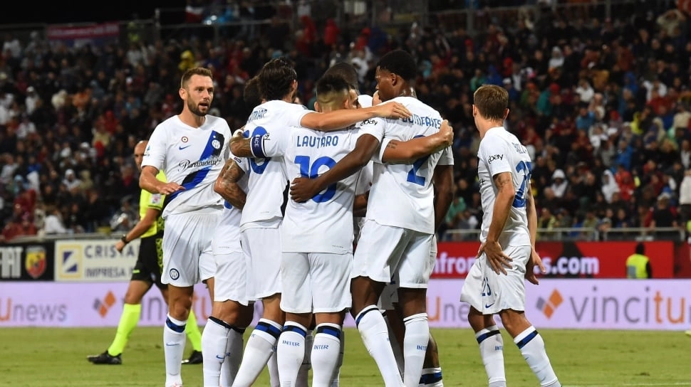 Hasil Bola Tadi Malam: Inter Milan Bantai Monza, Martinez dan Calhanoglu Menggila