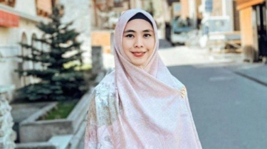 Oki Setiana Dewi Irit Bicara Ditanya Kondisi Rumah Tangga Ria Ricis