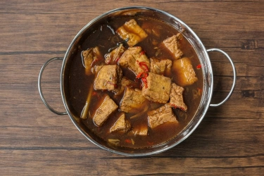 Resep Semur Tahu Kentang Daging, Lauk Komplet untuk Keluarga