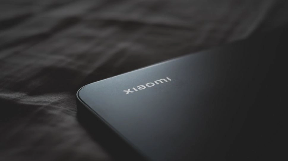 Bocoran Fitur Xiaomi 14 Ultra Beredar, Bawa Kamera Bawah Layar?