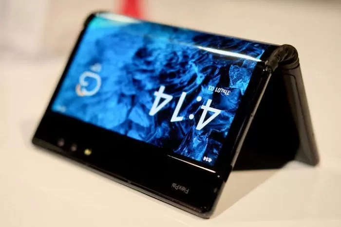 Sekarang Jadi Tren, Pabrikan Smartphone Lipat Pertama Ini Justru Diambang Kebangkrutan