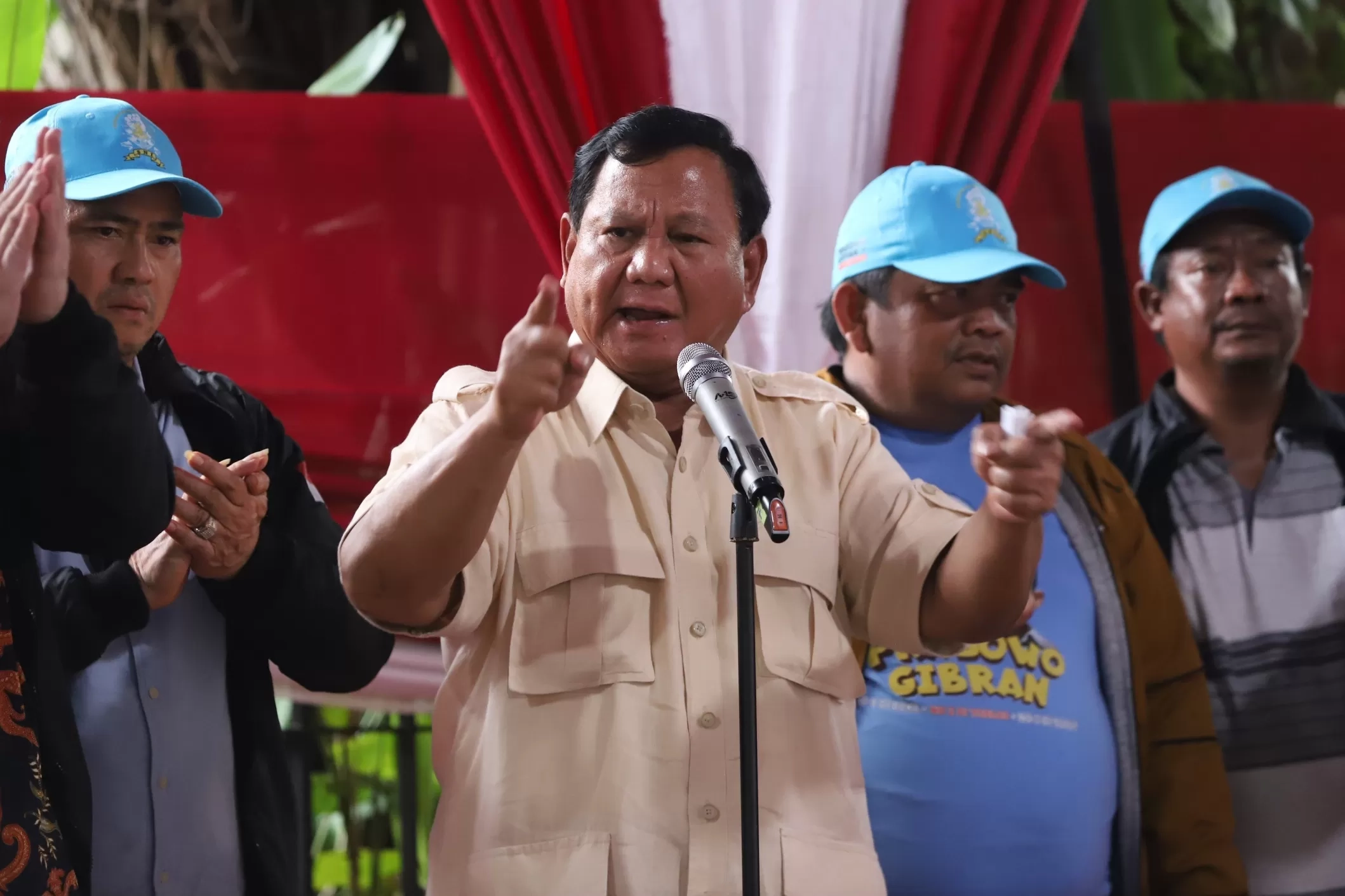 TKN Klaim Jokowi Dukung Prabowo 200 Persen, Pernah Bilang love You Full