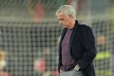 AS Roma Resmi Pecat Jose Mourinho