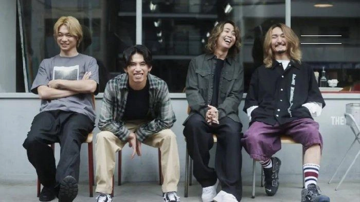 Chord Gitar dan Lirik Romaji Manhattan Beach - ONE OK ROCK: And I Can't Help but Wonder Why