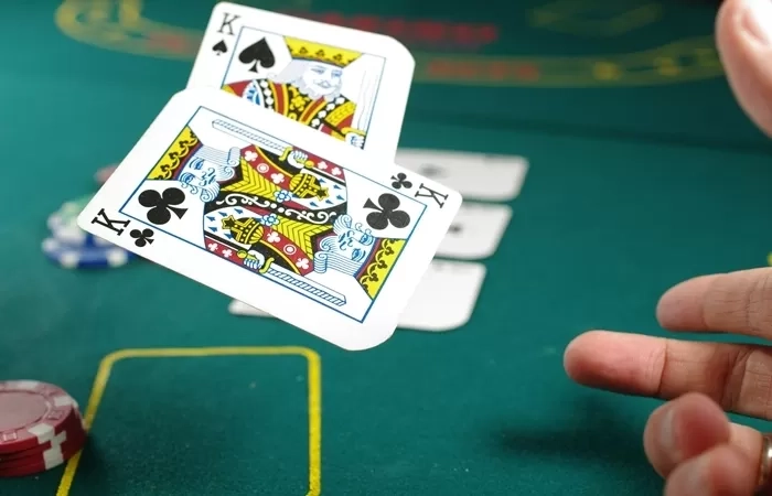 5 Permainan Kartu Remi yang Seru, Cocok Untuk Ide Nongkrong!