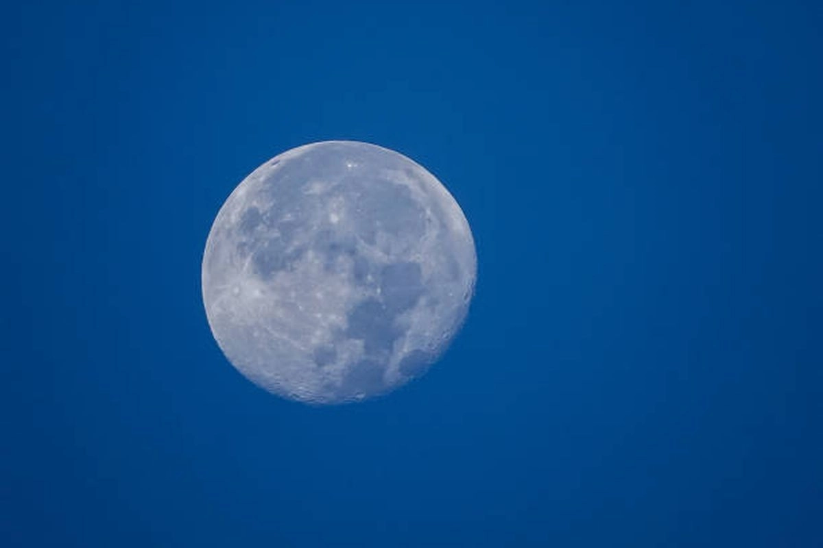 Berapa Jarak Terpendek Bulan dari Bumi?