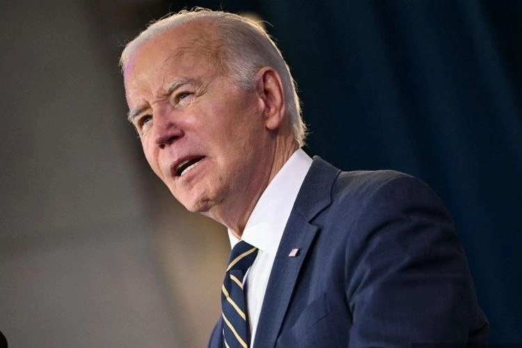 Biden Akan Bahas Bantuan Ukraina dengan Kongres AS
