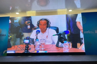 Dari IKN, Presiden Jokowi Sapa Pendengar RRI dari Sabang sampai Merauke...
