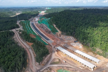 Jokowi: Balikpapan-IKN Lewat Tol Hanya 30 Menit