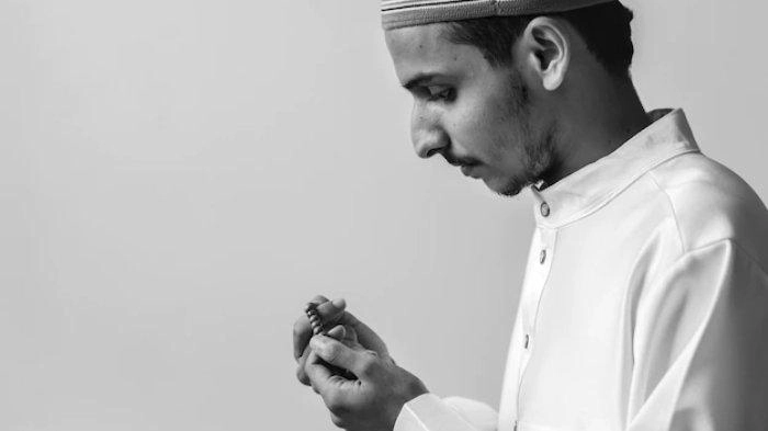 Tata Cara Sholat Hajat, Niat dan Doa Rasulullah agar Keinginan Cepat Dikabulkan Allah SWT