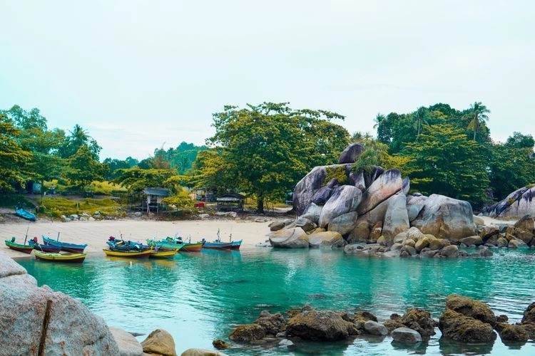 Charter Flight, Solusi Penumpang untuk Hemat Tiket Pesawat ke Belitung