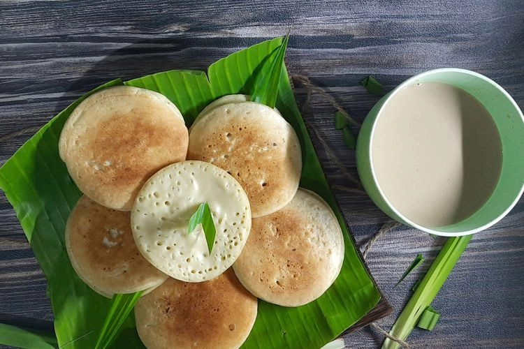 Resep Serabi Kuah Jadul, Cetak Pakai Teflon Telur