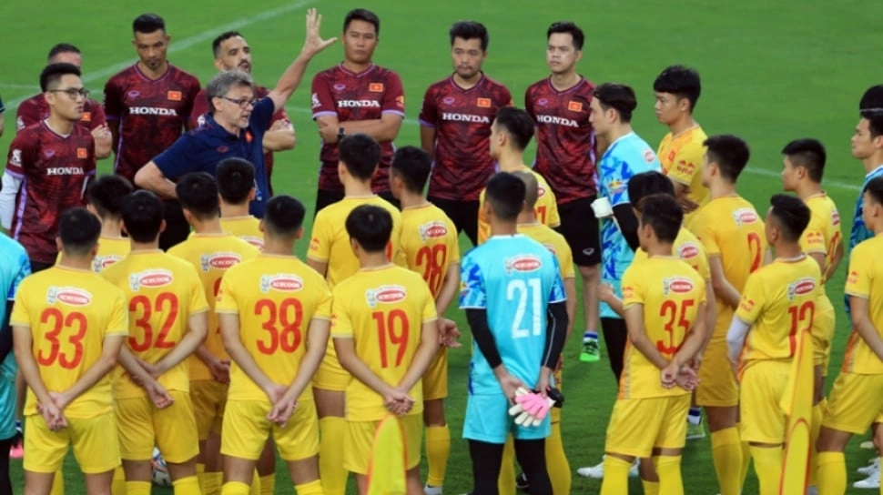 Alasan Troussier Labeli Duel Timnas Indonesia vs Vietnam Seperti Final AFF dan SEA Games