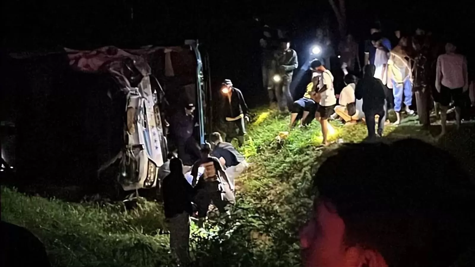 Bus Rombongan SMAN 1 Sidoarjo Kecelakaan di Tol Solo-Kertosono