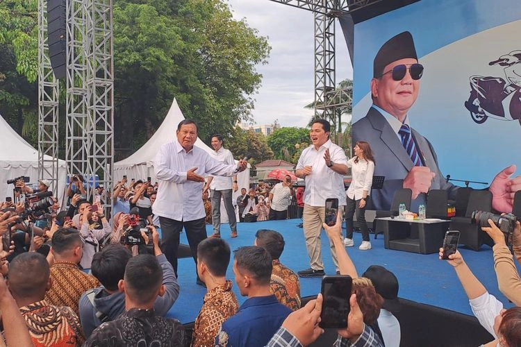 Akui Sedih Diberi Nilai 11, Prabowo Joget Usai Komunitas Ojol Penggemar Erick Thohir Beri Nilai 100