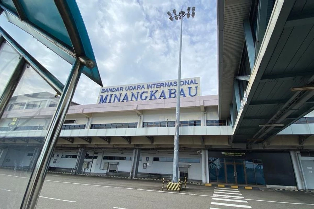 Gunung Marapi Erupsi Lagi, Bandara Minangkabau Ditutup Sementara