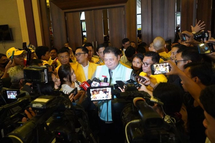 Ramai Isu Pemakzulan Jokowi, Golkar Siap ''Pasang Badan''