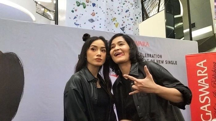 Netizen Mengira Mita dan Dara The Virgin Masih Punya Hubungan Khusus Buntut Lagu Cinta Terlarang