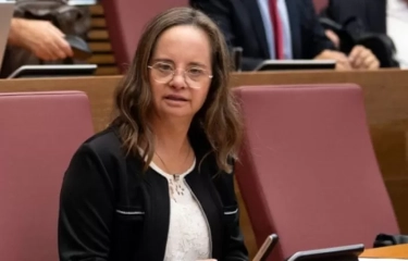 Tercatat dalam Sejarah, Penyandang Down Syndrome Mar Galceran Berhasil Menjadi Anggota Parlemen di Spanyol