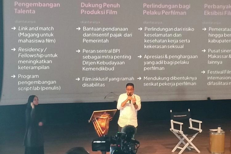 Ingin Bangun Kesadaran Masyarakat, Anies: Menonton Film Bajakan Sama Seperti Mencuri