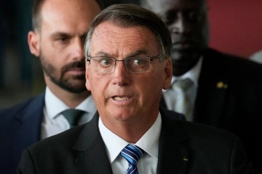 Penyelidikan Brasil Tunjukkan Bolsonaro Palsukan Catatan Vaksin Covid-19