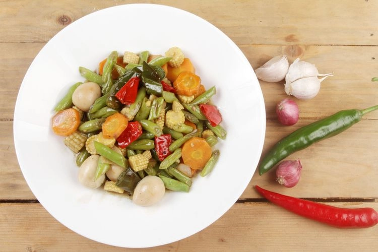 Resep Buncis Telur Puyuh, Menu Makan Siang Tinggal Tumis