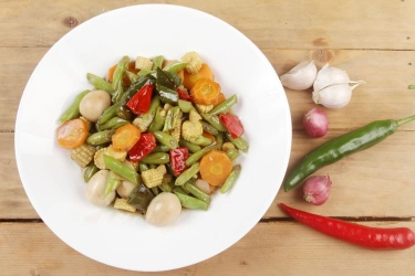 Resep Buncis Telur Puyuh, Menu Makan Siang Tinggal Tumis