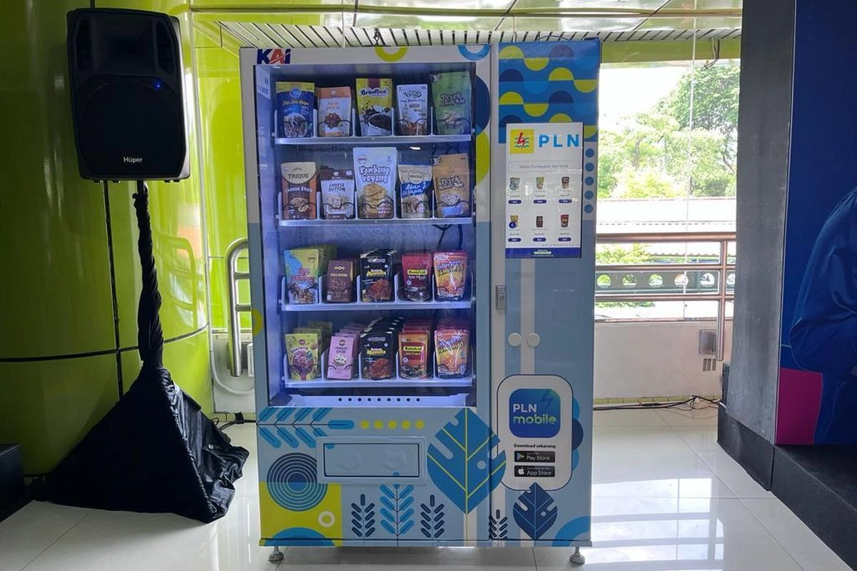 Produk UMKM Kini Bisa Dibeli dari ''Vending Machine'' di Stasiun Gondangdia-Gambir