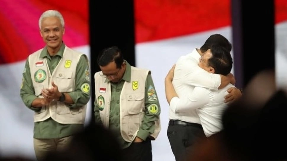 Jadi Perhatian, Pelukan Anies Baswedan ke Cak Imin Usai Debat Cawapres Disebut Mirip Teletubbies